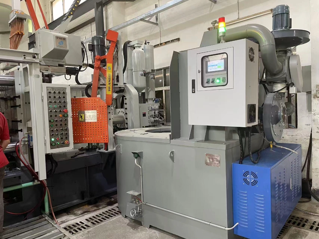Automated foundry setup featuring Huirong energy-saving gas furnace and robotic metal ladling unit